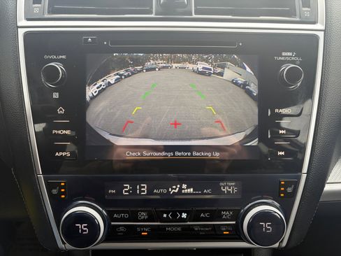 Used 2018 Subaru Outback 2.5i Premium image 22