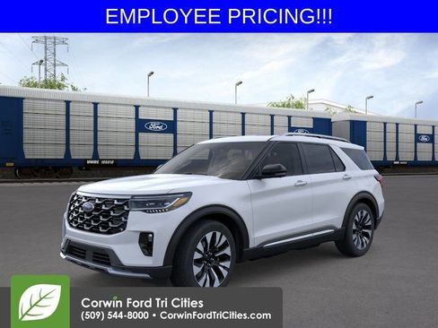 New 2026 Ford Explorer Platinum AWD/4WD image 2