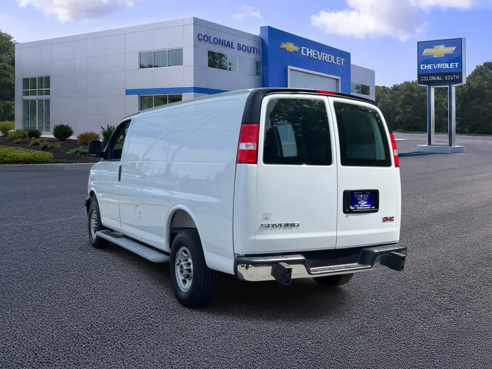 Certified 2025 GMC Savana 2500 w/ Driver Convenience Package RWD image 4