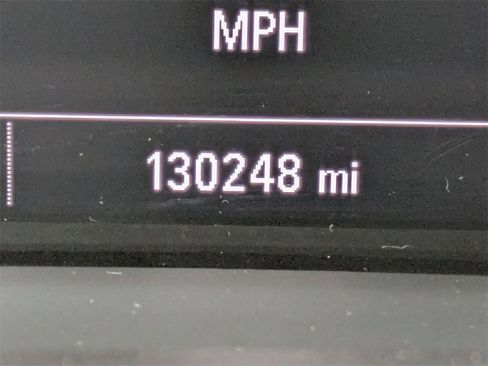 Used 2018 GMC Acadia SLE image 43