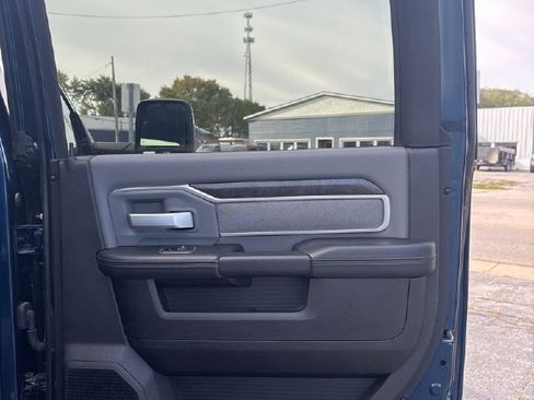 Used 2023 RAM 2500 Big Horn w/ Level 1 Equipment Group image 25