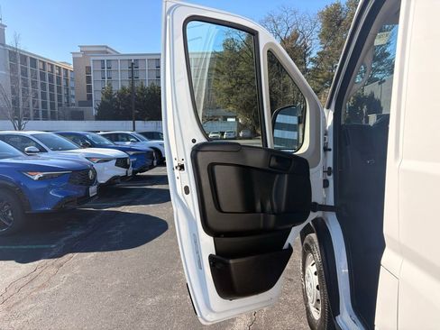 Used 2022 RAM ProMaster 2500 image 24