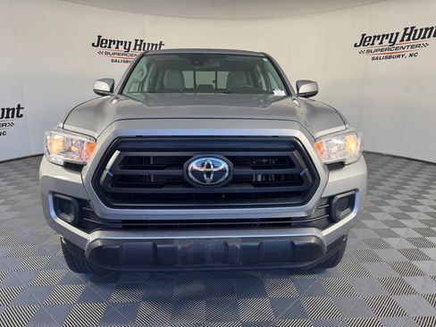 Used 2021 Toyota Tacoma SR AWD/4WD image 5