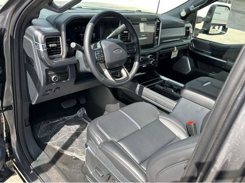 New 2025 Ford F250 Platinum image 7