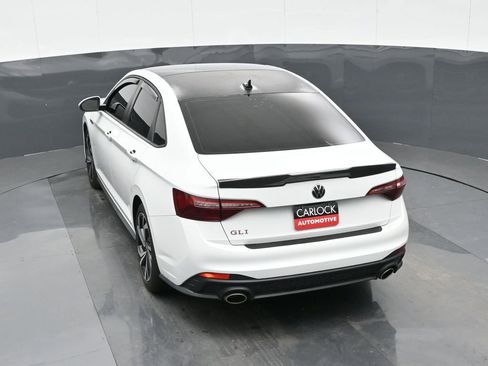 Used 2022 Volkswagen Jetta GLI Autobahn image 28