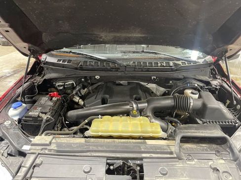 Used 2019 Ford F150 Lariat w/ Equipment Group 502A Luxury AWD/4WD image 26