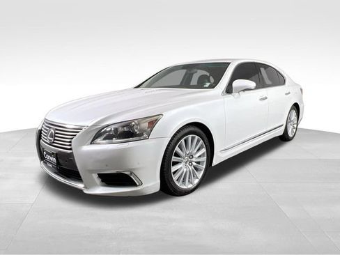 Used 2014 Lexus LS 460 AWD w/ Comfort Package image 6
