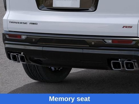 New 2026 Chevrolet Traverse RS w/ LPO, Floor Liner Package AWD/4WD image 15