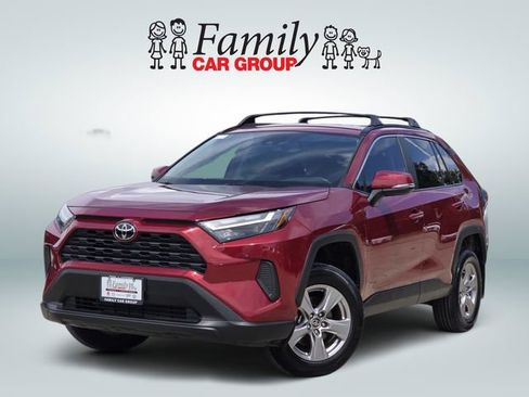 Certified 2025 Toyota RAV4 XLE FWD image 1