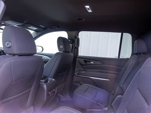 New 2026 Chevrolet Traverse LT w/ LPO, Floor Liner Package FWD image 16