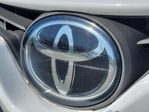 Used 2021 Toyota Camry SE image 30