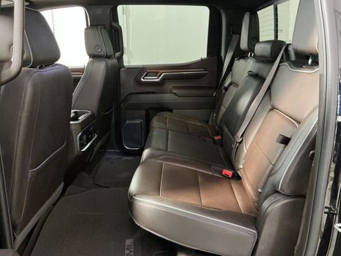 Used 2023 GMC Sierra 1500 Denali w/ Technology Package image 32