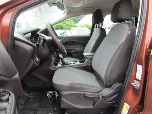 Used 2017 Ford Escape S FWD image 15