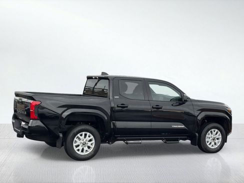 Certified 2025 Toyota Tacoma SR5 image 8