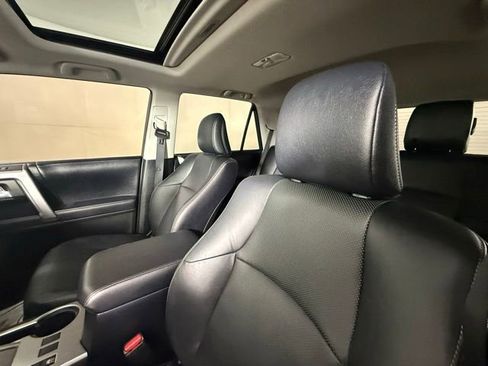 Used 2023 Toyota 4Runner Limited AWD/4WD image 9