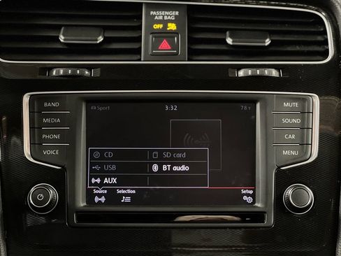 Used 2016 Volkswagen GTI SE w/ Lighting Package (SEL) FWD image 24