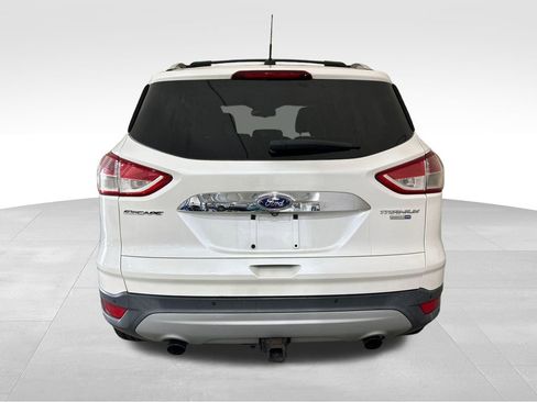 Used 2015 Ford Escape Titanium w/ Equipment Group 301A AWD/4WD image 4