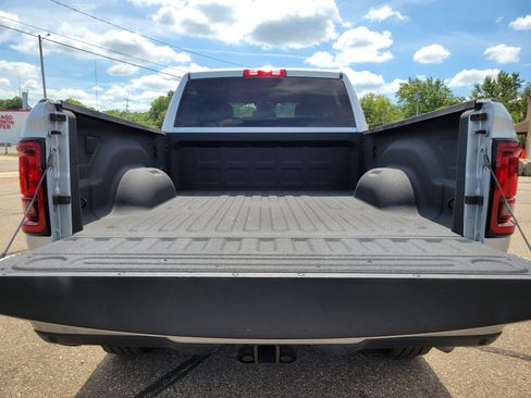 Used 2026 RAM 2500 Big Horn AWD/4WD image 20