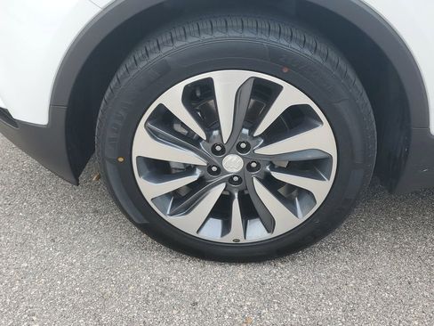 Certified 2022 Buick Encore Preferred w/ Safety Package image 11