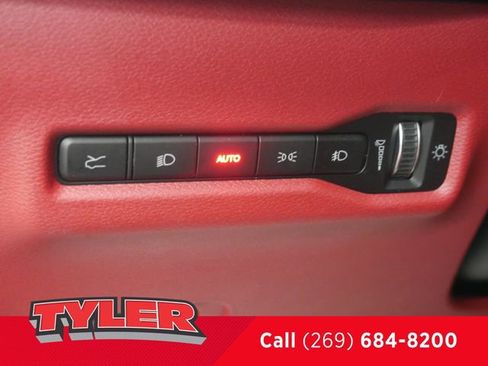 Used 2025 Jeep Wagoneer S Launch Edition AWD/4WD image 25