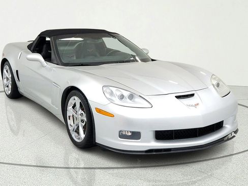 Used 2010 Chevrolet Corvette Grand Sport w/ Preferred Equipment Group RWD image 7