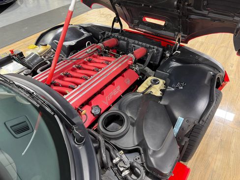 Used 1997 Dodge Viper GTS RWD image 19