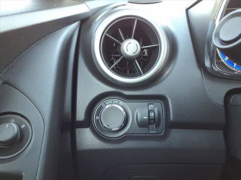 Used 2016 Chevrolet Trax LT w/ LT Convenience Package image 15