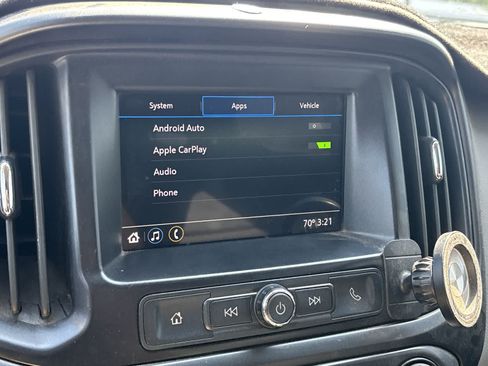 Used 2019 Chevrolet Colorado W/T w/ WT Convenience Package RWD image 17