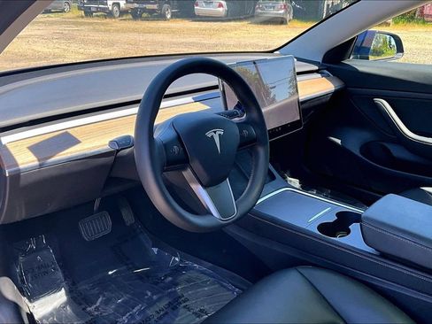 Used 2021 Tesla Model 3 Standard Range Plus RWD image 18