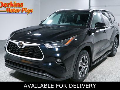 Used 2023 Toyota Highlander XLE