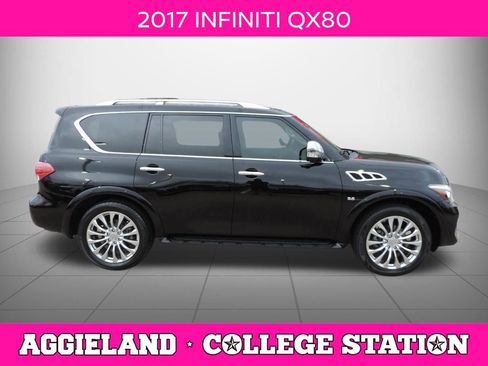 Used 2017 INFINITI QX80 2WD w/ Deluxe Technology Package image 2