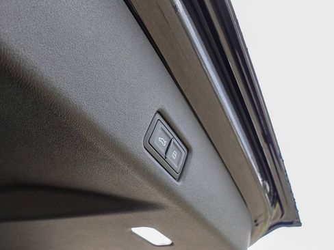 New 2025 Audi Q5 Premium image 26