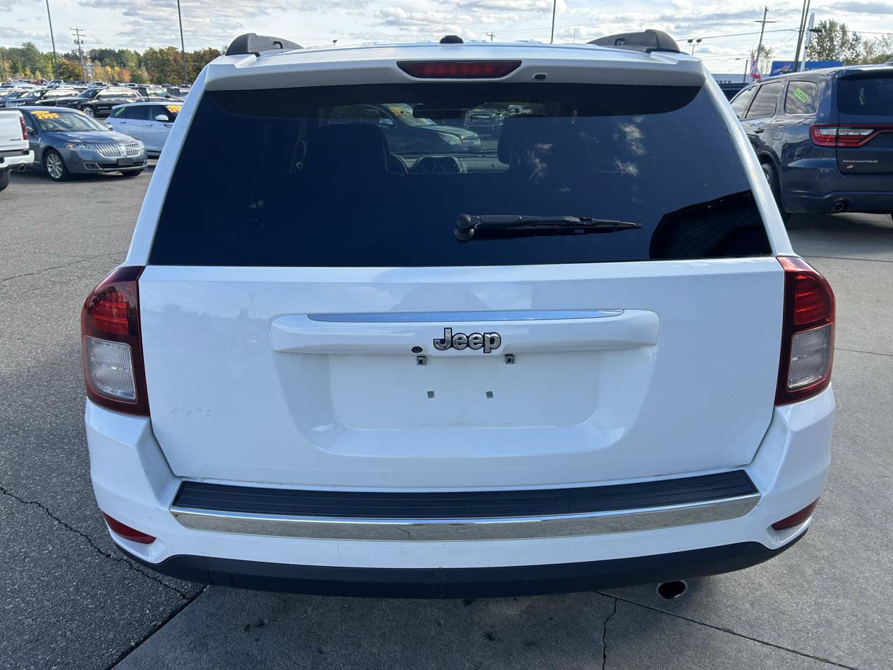 Used 2017 Jeep Compass High Altitude AWD/4WD image 6