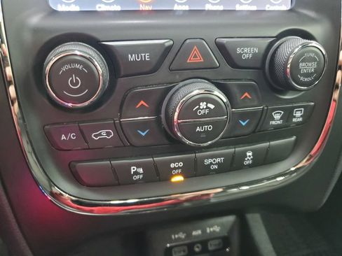 Used 2020 Dodge Durango R/T w/ Trailer Tow Group IV image 16