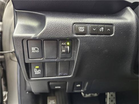 Used 2017 Lexus IS 200t RWD image 14