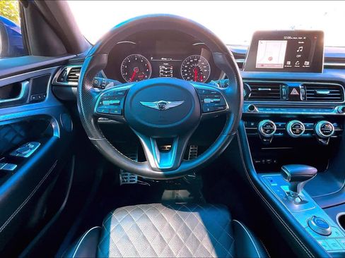 Used 2019 Genesis G70 2.0T Advanced w/ Sport Package image 6