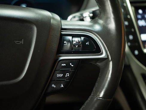 Used 2019 Lincoln Nautilus Reserve AWD/4WD image 27