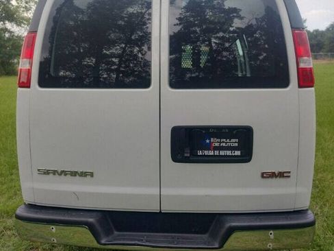 Used 2021 GMC Savana 2500 w/ Driver Convenience Package image 6