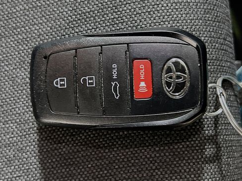 Used 2025 Toyota Camry LE FWD image 35