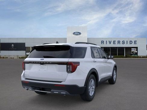 New 2026 Ford Explorer Active w/ Active Comfort Package image 8