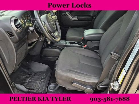 Used 2017 Jeep Wrangler Unlimited Sport w/ Quick Order Package 24S AWD/4WD image 19