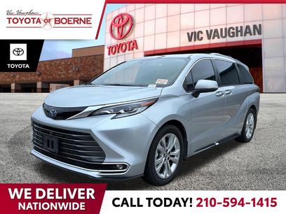Used 2023 Toyota Sienna Platinum