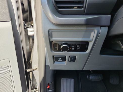 New 2025 Ford F150 Lightning XLT image 12