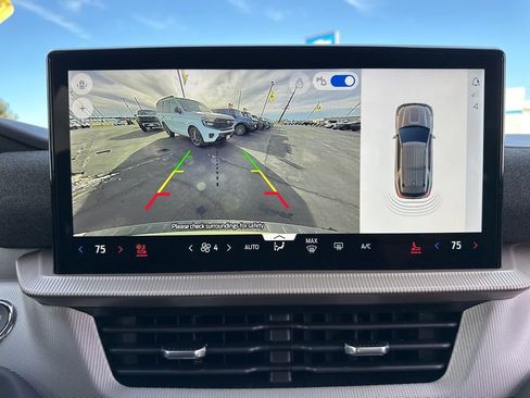 New 2026 Ford Explorer Active w/ Active Comfort Package image 48