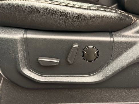 Used 2021 Ford F350 Lariat w/ Lariat Value Package image 15