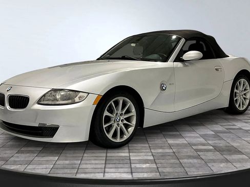 Used 2007 BMW Z4 3.0i image 1