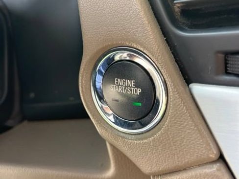 Used 2016 GMC Yukon SLT RWD image 23