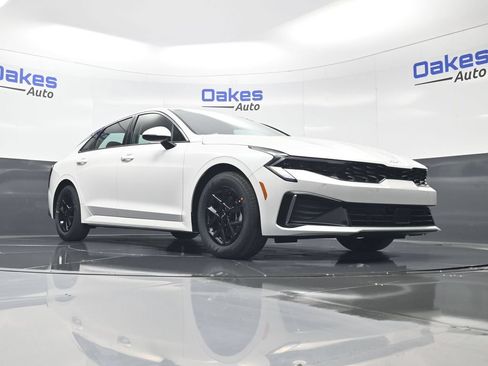 New 2026 Kia K5 LXS FWD image 41