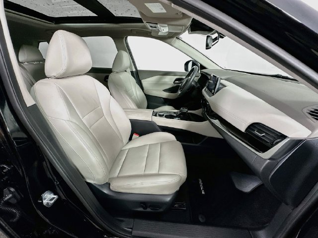 Used 2023 Nissan Rogue SL AWD/4WD image 27
