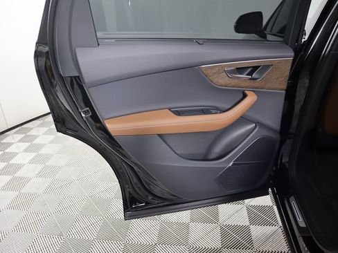 Used 2026 Audi Q7 3.0T Premium Plus image 29